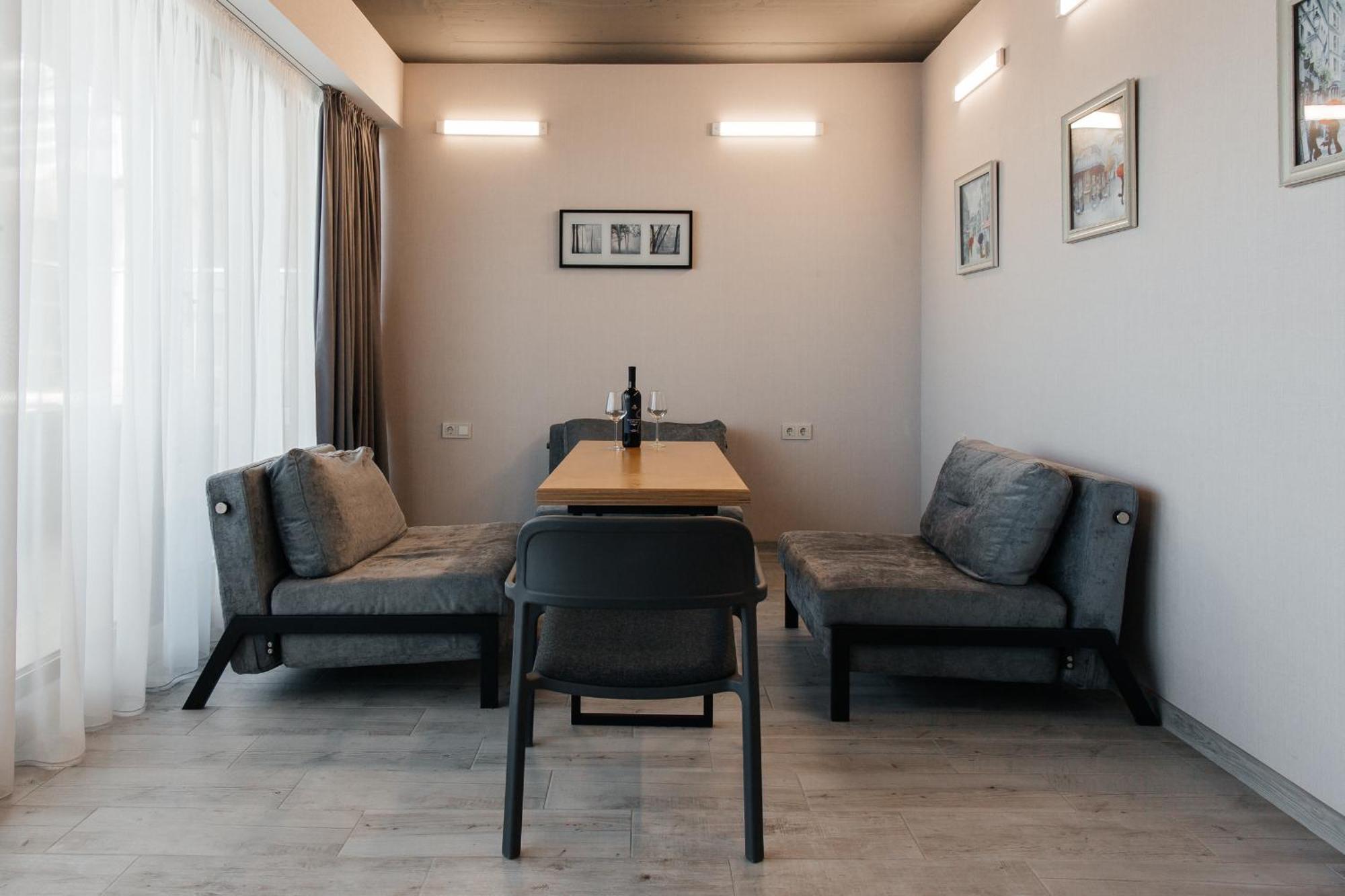 The Spot Apartments - Orbi Beach Tower Batoemi Buitenkant foto