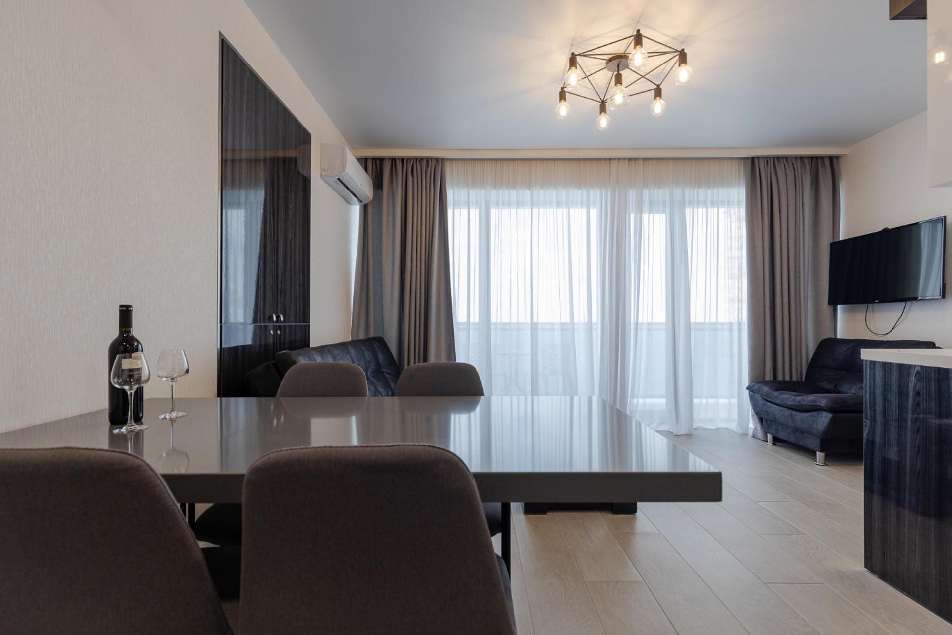 The Spot Apartments - Orbi Beach Tower Batoemi Buitenkant foto