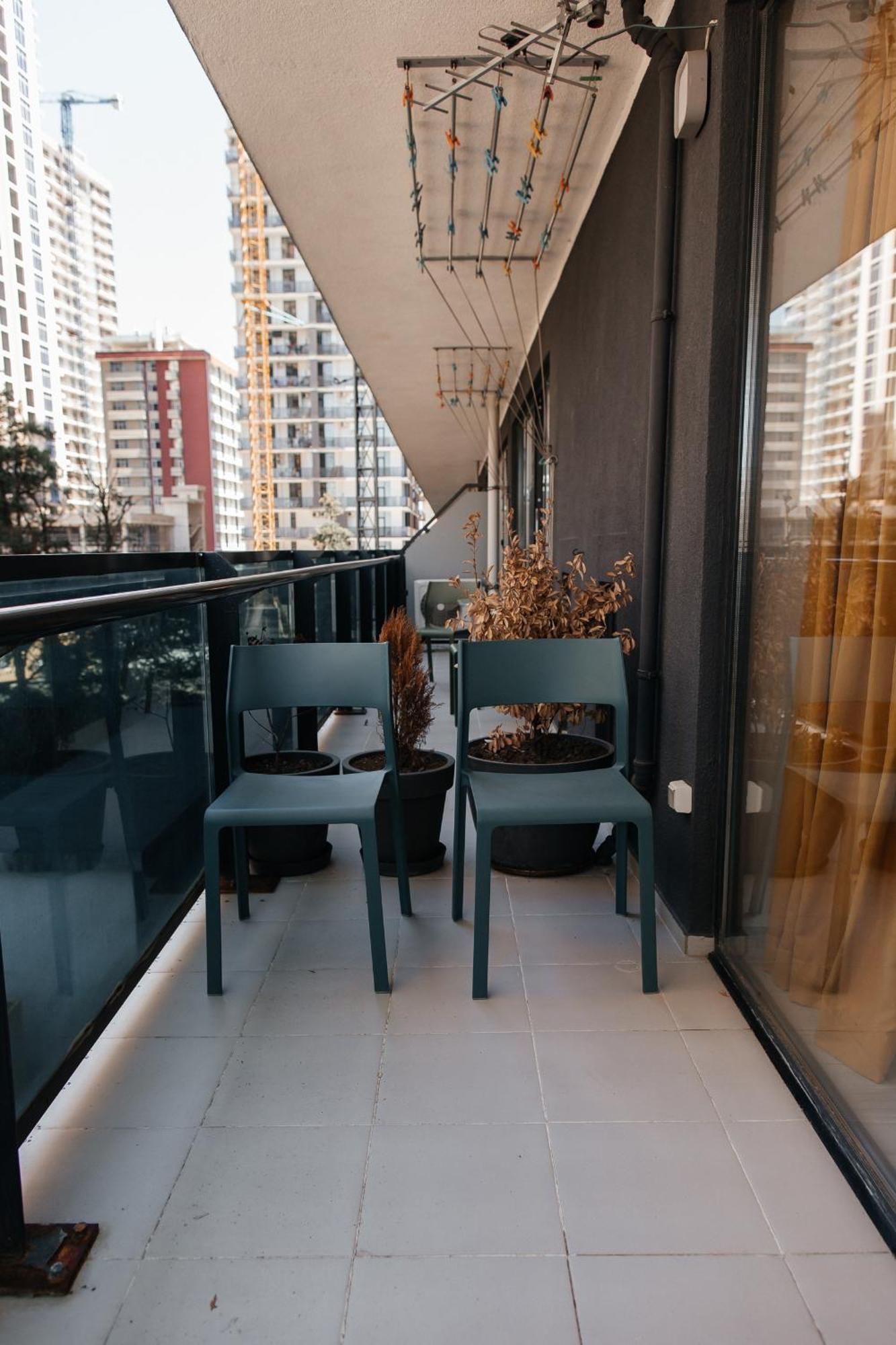 The Spot Apartments - Orbi Beach Tower Batoemi Buitenkant foto